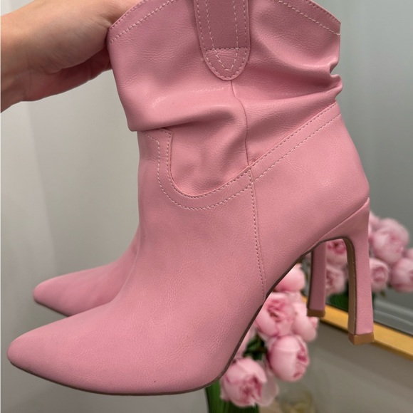 Pink Scrunch Ankle Booties Heels - Picture 12 of 16